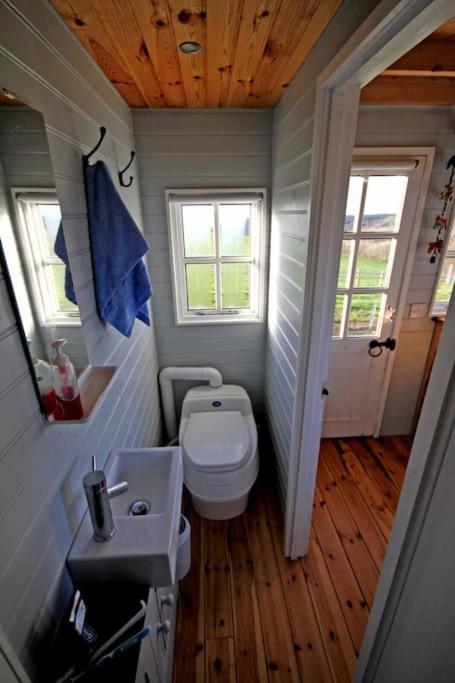 Tiny House On Isolated Farm By The Cornish Coast Villa Bude Buitenkant foto